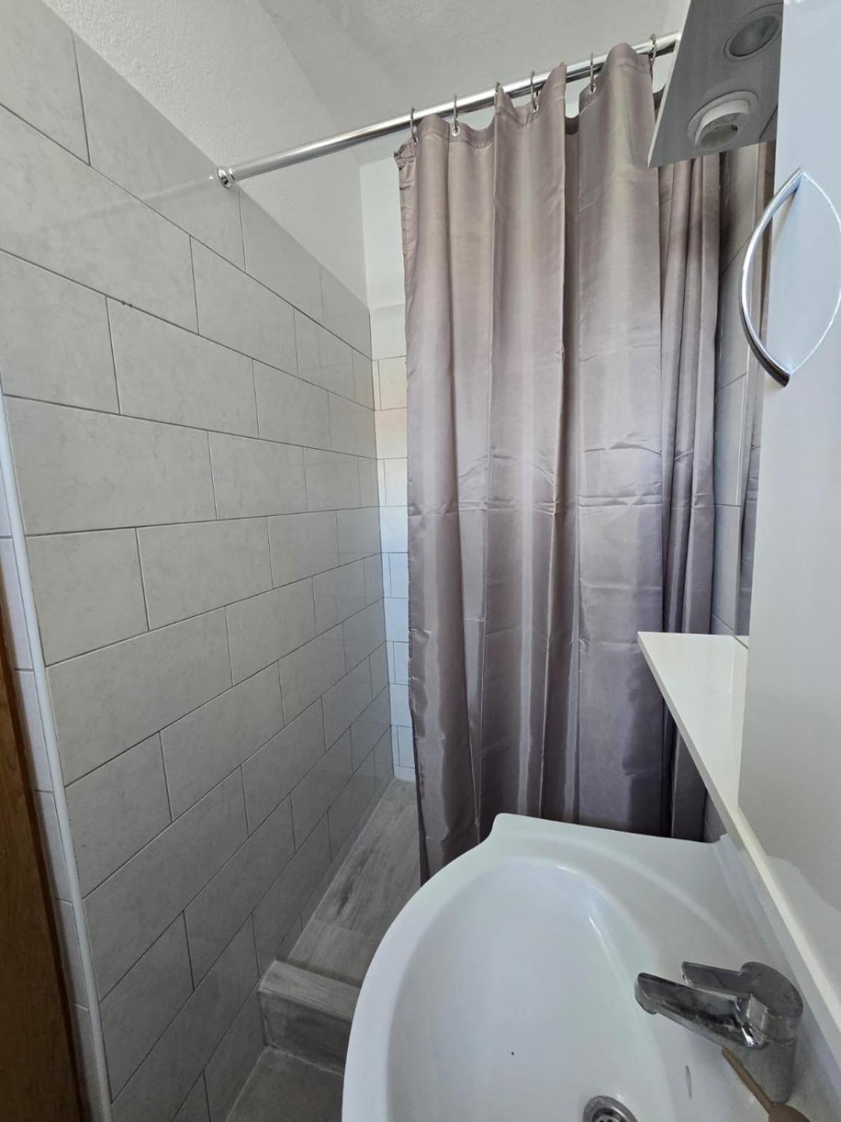Apartmani Mlinar9 #2 Gornji Karin Exterior foto